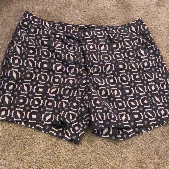 Multi colored shorts - Picture 1 of 5